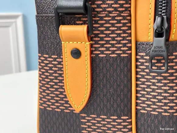 Repzbay VUITTON MESSAGER LOUIS BAG 0628